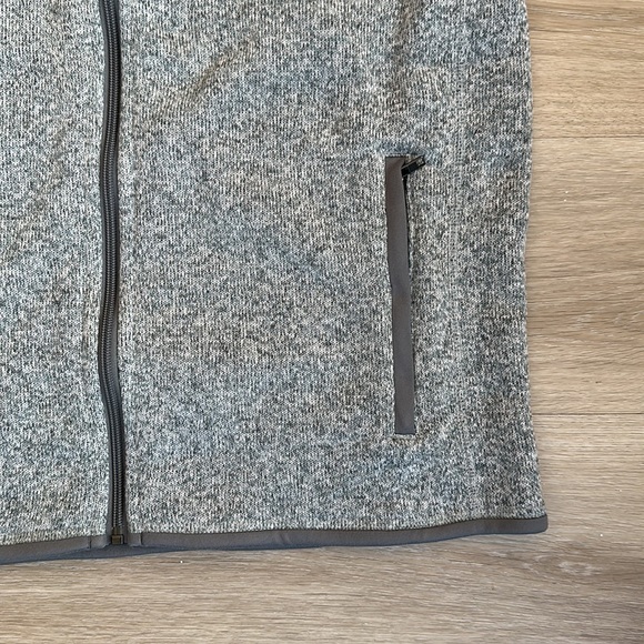 - Patagonia
Better Sweater Vest - - Picture 5 of 8